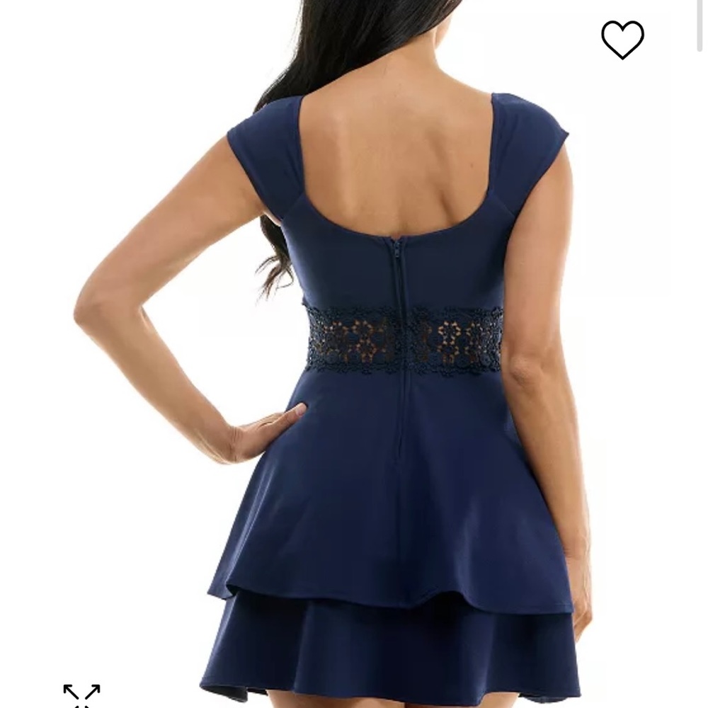 Good used condition 🌻Juniors' Lace-Trim Cap-Sleeve A-Line Dress size 7/8 - Picture 2 of 3